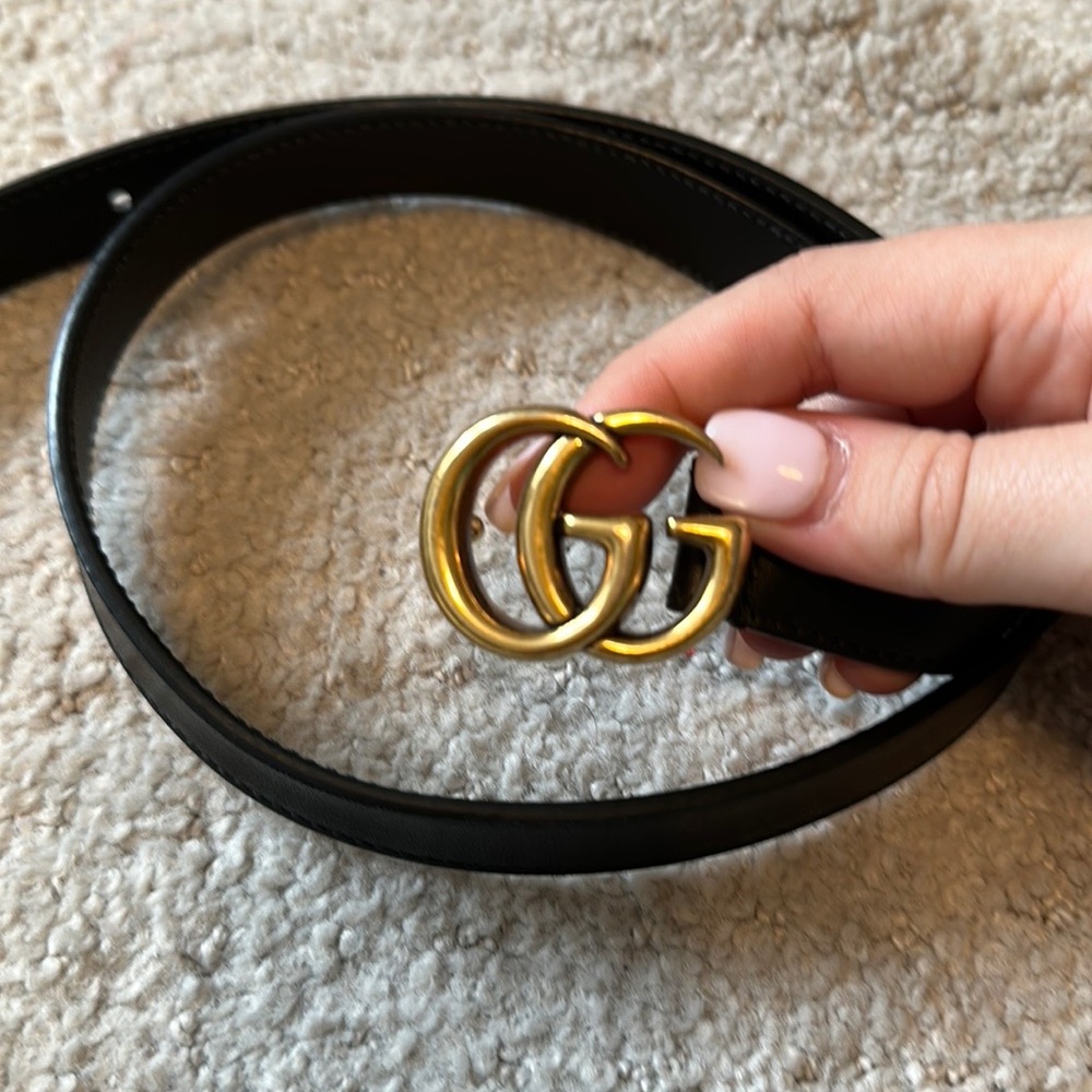 GG Marmont thin leather belt with shiny buckle